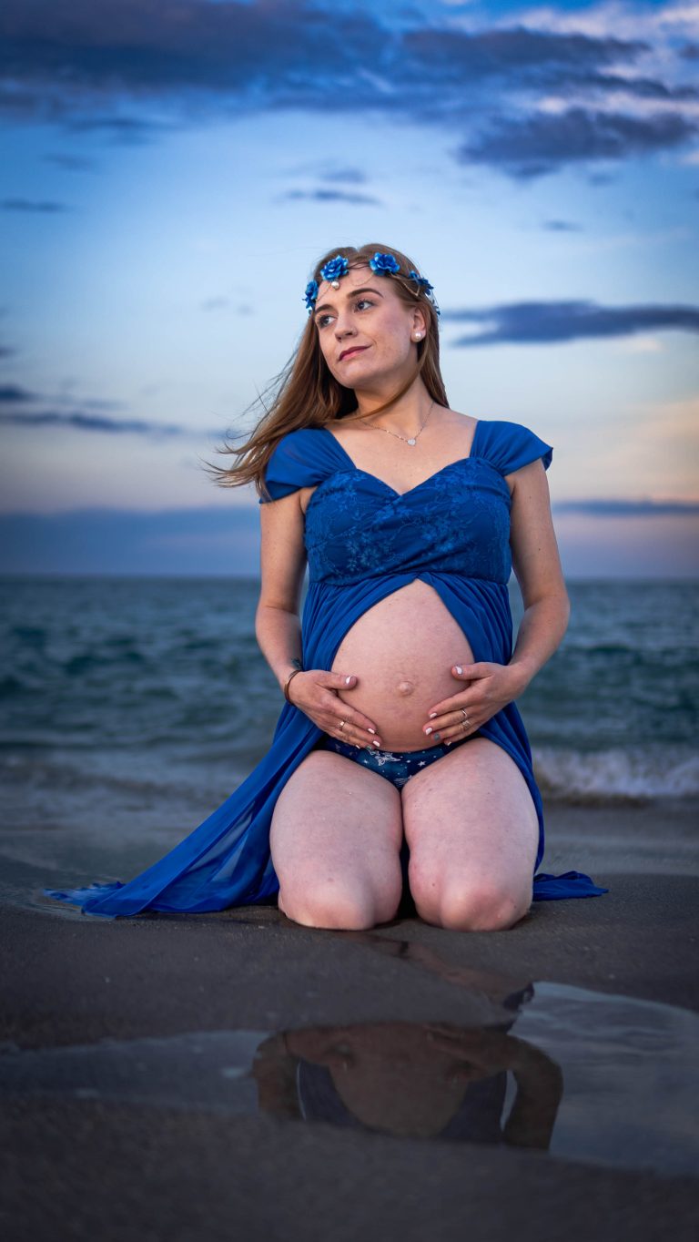 Jordon Maternity — Kneeling Looking Up